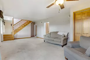 S475 Old York Rd, Elmhurst, IL 60126 - Photo 5