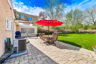8922 Ewing Ave, Evanston, IL 60203 - Photo 25