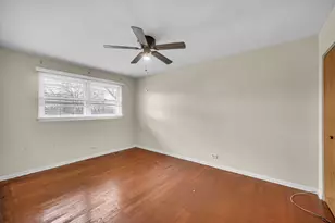 10 N Adams Dr, Addison, IL 60101 - Photo 17