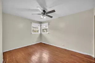 10 N Adams Dr, Addison, IL 60101 - Photo 15