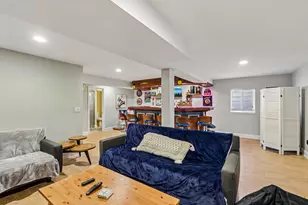 416 Grace Dr, Lake in the Hills, IL 60156 - Photo 13