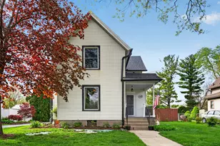 525 W Hurlbut Ave, Belvidere, IL 61008 - Photo 1