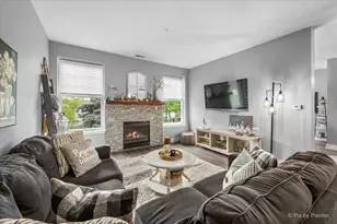 76 Johnson Ct, North Aurora, IL 60542 - Photo 13