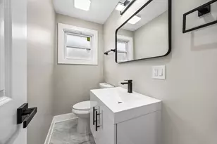 12621 S Wood St, Calumet Park, IL 60827 - Photo 9