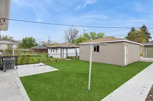 12621 S Wood St, Calumet Park, IL 60827 - Photo 19
