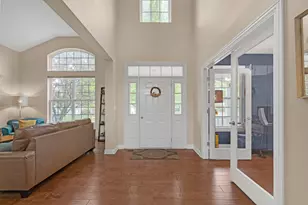 5791 Providence Dr, Hoffman Estates, IL 60192 - Photo 3