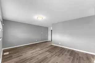 18155 Cicero Ave, Country Club Hills, IL 60478 - Photo 3