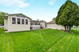 5412 Cypress Ln, Machesney Park, IL 61115 - Photo 7