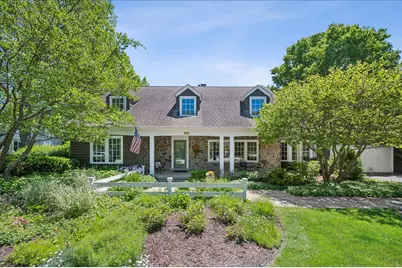 253 Summerfield Road, Northbrook, IL 60062 - Photo 1
