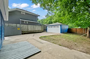 1722 Charles St, Rockford, IL 61104 - Photo 35