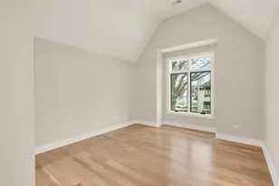 845 S Colfax Ave, Elmhurst, IL 60126 - Photo 23