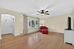 730 Newberry Ave, La Grange Park, IL 60526 - Photo 5