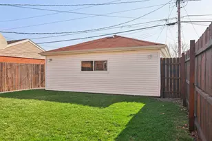 1645 N 23rd Ave, Melrose Park, IL 60160 - Photo 29