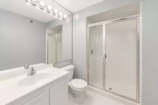 345 N La Salle Dr, Chicago, IL 60654 - Photo 9