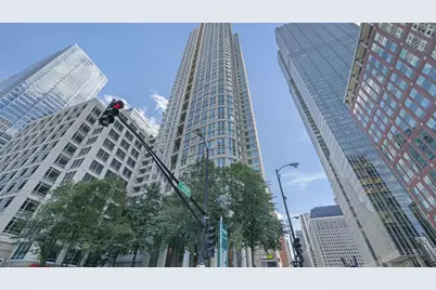 345 N La Salle Drive #3404, Chicago, IL 60654 - Photo 1