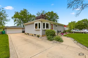 16806 Forest View Dr, Tinley Park, IL 60477 - Photo 3