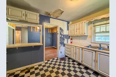 931 1st Street, Charleston, IL 61920 - Photo 11