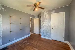 931 1st St, Charleston, IL 61920 - Photo 15