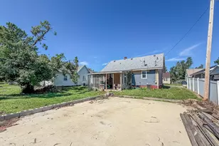 931 1st St, Charleston, IL 61920 - Photo 25