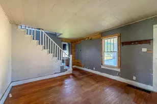 931 1st St, Charleston, IL 61920 - Photo 7