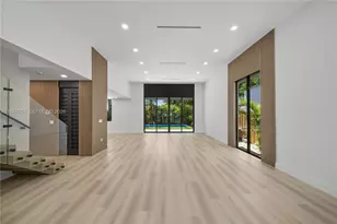 536 NW 48th St, Miami, FL 33127 - Photo 9