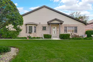9324 S 79th Ave, Hickory Hills, IL 60457 - Photo 1