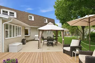 877 N Dovington Dr, Hoffman Estates, IL 60169 - Photo 35