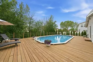 877 N Dovington Dr, Hoffman Estates, IL 60169 - Photo 55