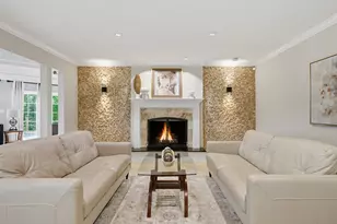 877 N Dovington Dr, Hoffman Estates, IL 60169 - Photo 17