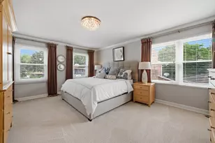 877 N Dovington Dr, Hoffman Estates, IL 60169 - Photo 25