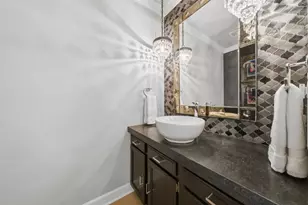 877 N Dovington Dr, Hoffman Estates, IL 60169 - Photo 21
