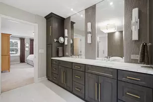 877 N Dovington Dr, Hoffman Estates, IL 60169 - Photo 29