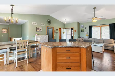 919 Spring Drive, Marengo, IL 60152 - Photo 9