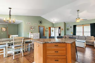 919 Spring Dr, Marengo, IL 60152 - Photo 9