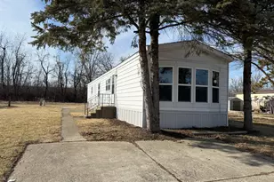 237 Blackthorn Rd, Matteson, IL 60443 - Photo 19