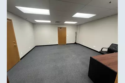 482 N Milwaukee Avenue #3, Wheeling, IL 60090 - Photo 5