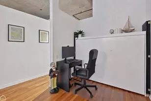 210 S Desplaines St, Chicago, IL 60661 - Photo 15