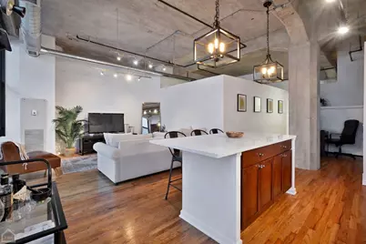 210 S Desplaines Street #404, Chicago, IL 60661 - Photo 3