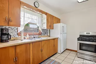 1208 Birch St, Lake in the Hills, IL 60156 - Photo 7