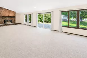 517 S 5th St, Princeton, IL 61356 - Photo 3