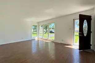 350 N 2nd Ave, Villa Park, IL 60181 - Photo 13