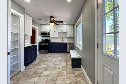 350 N 2nd Avenue, Villa Park, IL 60181 - Photo 9