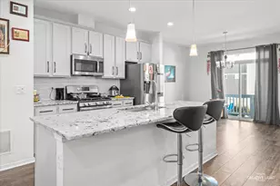 4203 Calder Ln, Aurora, IL 60504 - Photo 7