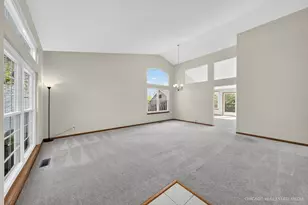 164 Cool Stone Bend, Lake in the Hills, IL 60156 - Photo 5
