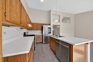 164 Cool Stone Bend, Lake in the Hills, IL 60156 - Photo 11
