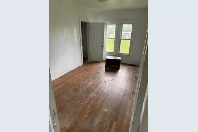 105 W Columbus Street, Sibley, IL 61773 - Photo 7