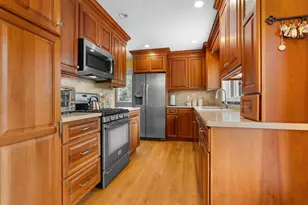 389 Poplar St, Crystal Lake, IL 60014 - Photo 5