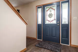 10945 Meadowsweet Ln, Roscoe, IL 61073 - Photo 3