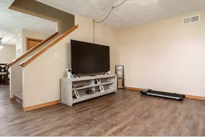 10945 Meadowsweet Lane, Roscoe, IL 61073 - Photo 7