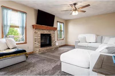 10945 Meadowsweet Lane, Roscoe, IL 61073 - Photo 17
